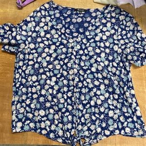 Tie bottom flower blouse